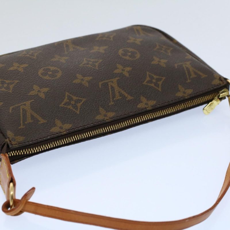 Louis Vuitton Pochette Accessoire  Canvas Clutch Bag - Barde - Image 4