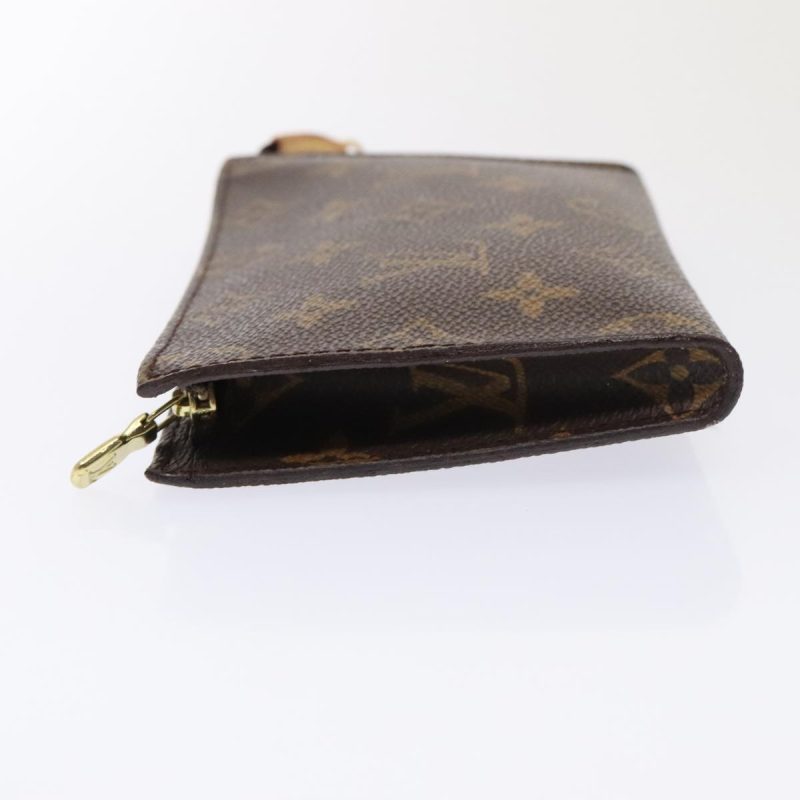 Louis Vuitton Pochette Accessoire  Canvas Clutch Bag - Barde - Image 4
