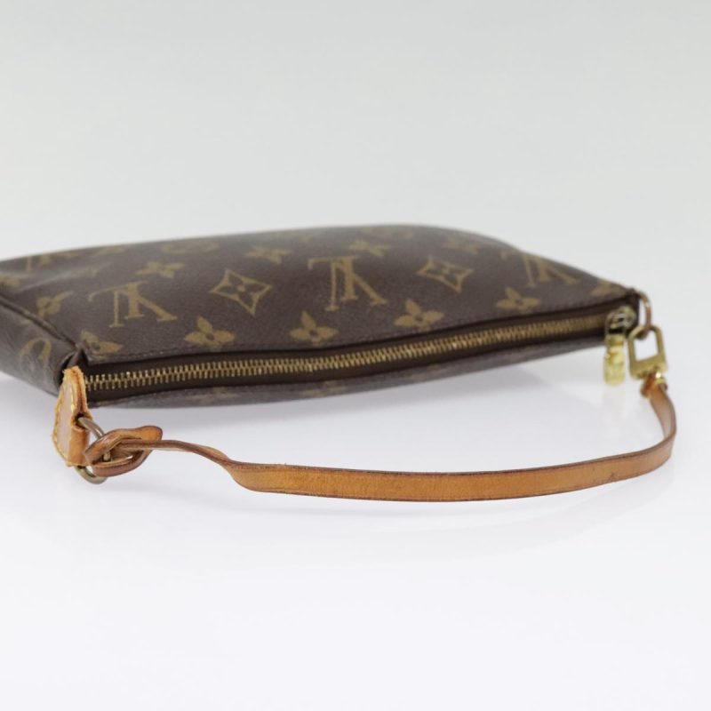 Louis Vuitton Pochette Accessoire  Canvas Clutch Bag - Barde - Image 5