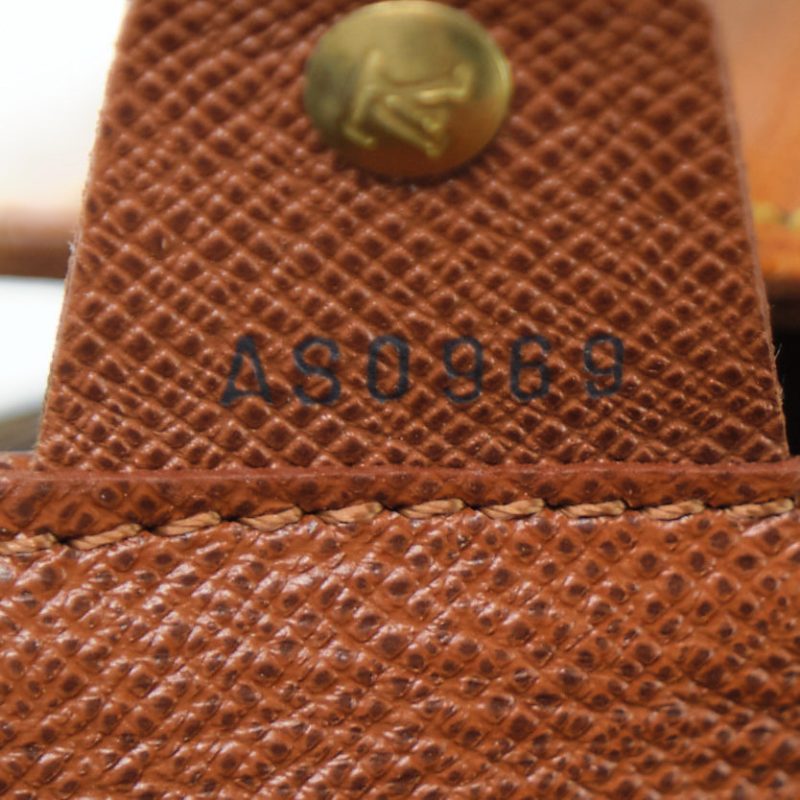 Louis Vuitton Monogram Musette Salsa GM Canvas Shoulder Bag in New Condition - Barde - Image 8