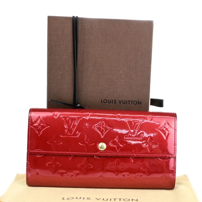 Louis Vuitton Sarah  Patent Leather Wallet - Barde