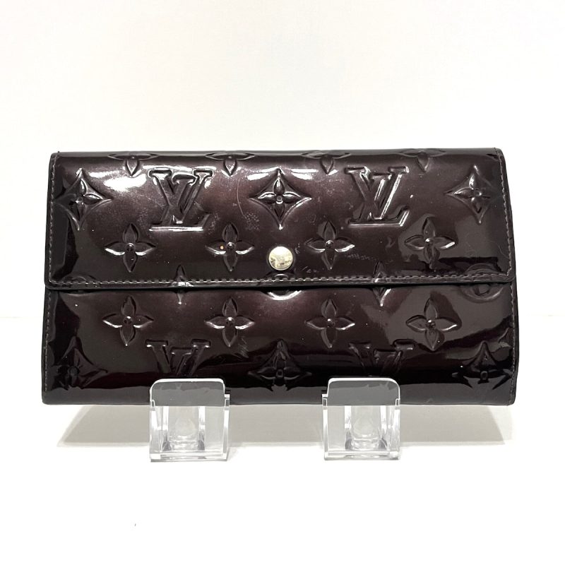 Louis Vuitton Sarah  Patent Leather Wallet - Barde