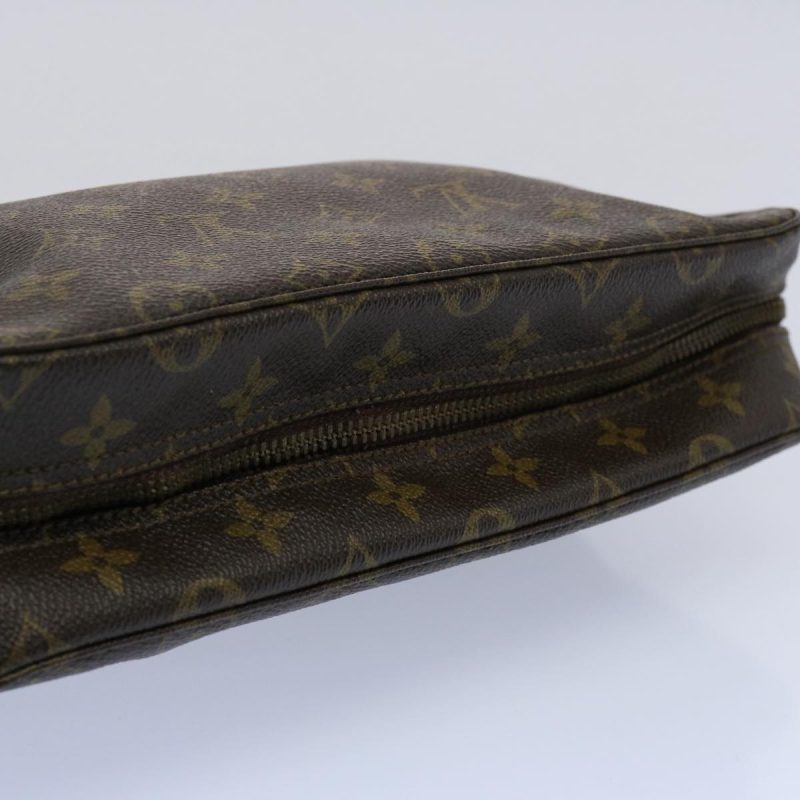 Louis Vuitton Trousse De Toilette  Canvas Clutch Bag - Barde - Image 4