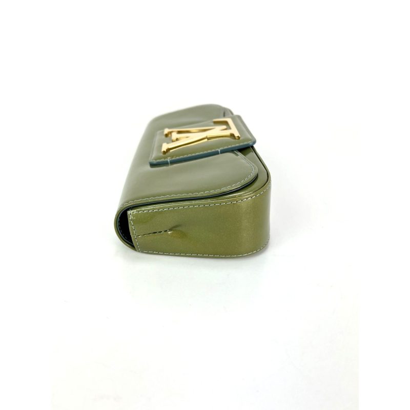 Louis Vuitton Patent Leather Sobe Green Clutch - Barde - Image 5