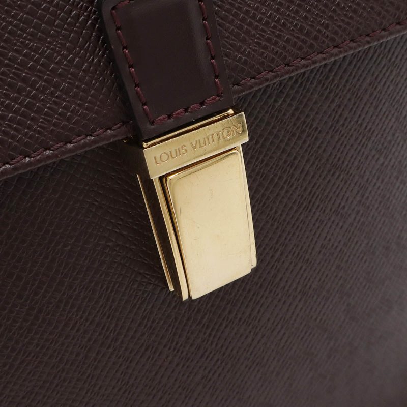 Louis Vuitton Taiga Leather Yalanga Shoulder Bag M30826 - Barde - Image 4
