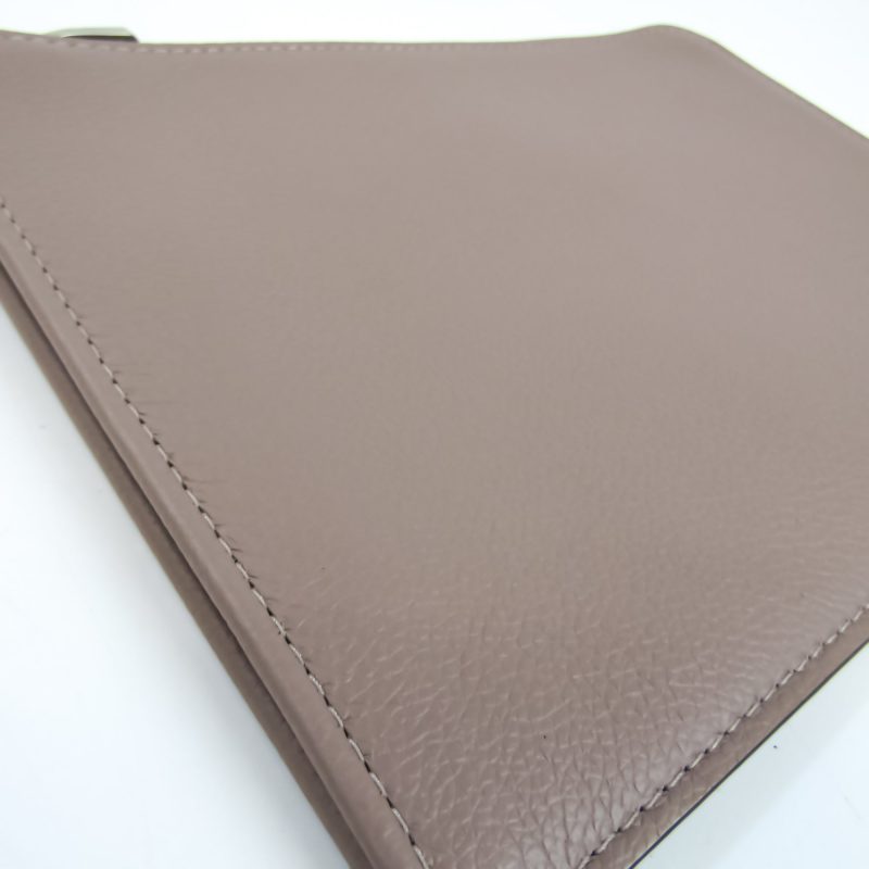 Louis Vuitton Pochette Jour Leather Clutch Bag - Barde