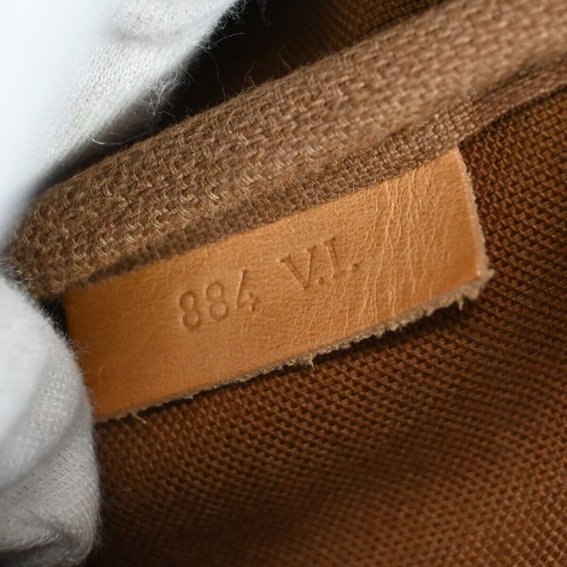 Louis Vuitton Saumur 35  Canvas Shoulder Bag - Barde - Image 6