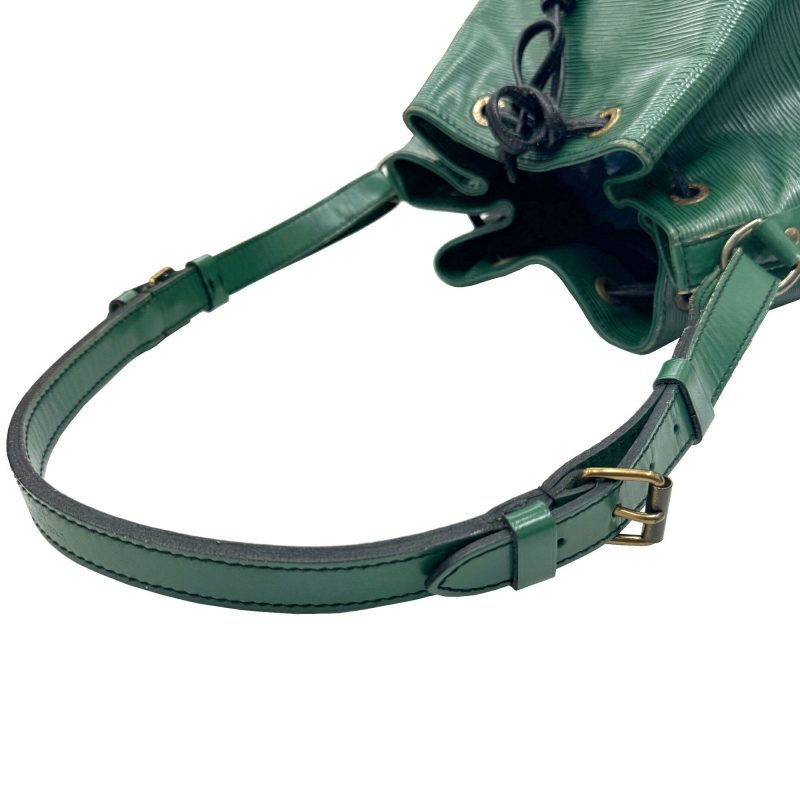 Louis Vuitton Petit Noé  Leather Shoulder Bag - Barde - Image 4