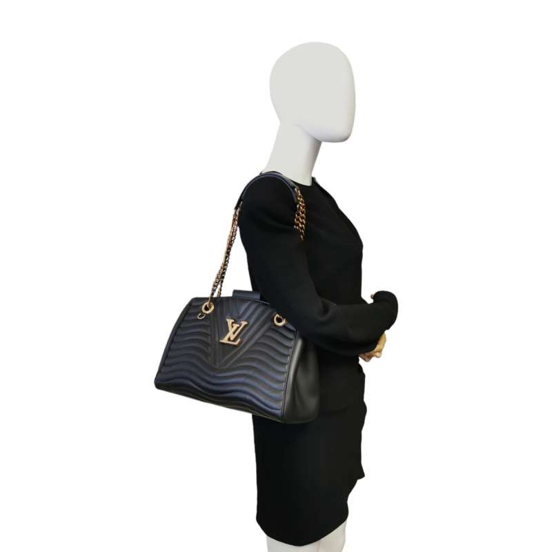 Louis Vuitton New Wave Chain Tote Bag - Barde - Image 2