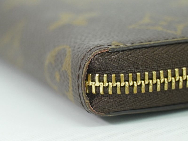 Louis Vuitton Portefeuille Zippy  Canvas Wallet - Barde - Image 6