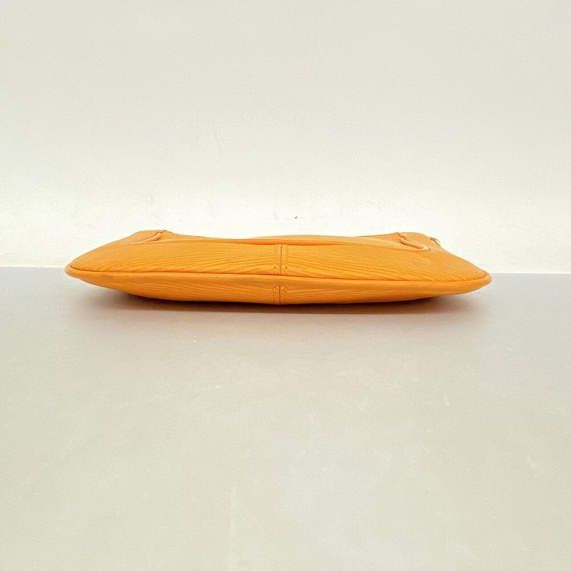 Louis Vuitton Sarvanga  Leather Clutch Bag - Barde - Image 3