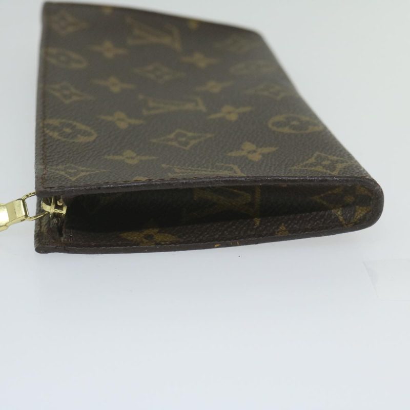 Louis Vuitton Poche Toilette  Canvas Handbag - Barde - Image 5