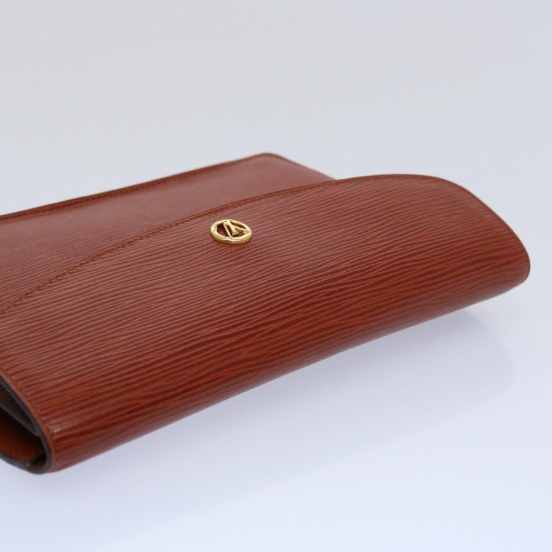 Louis Vuitton Montaigne  Leather Clutch Bag - Barde - Image 4