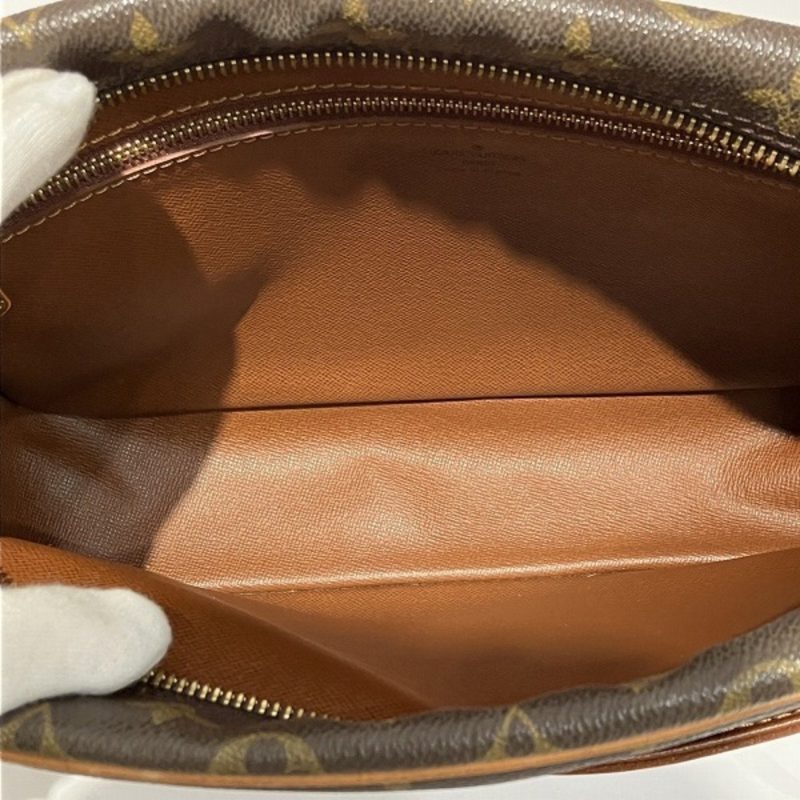Louis Vuitton Trocadéro  Canvas Shoulder Bag - Barde - Image 4