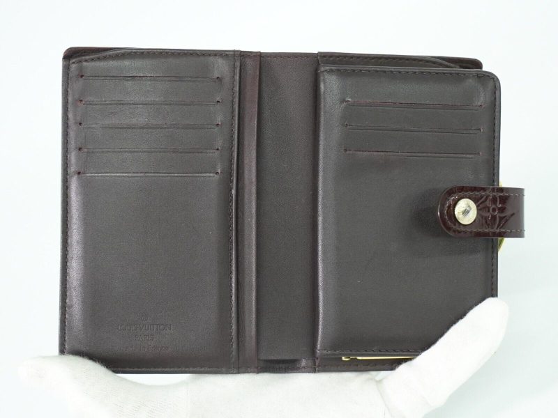 Louis Vuitton Viennois  Patent Leather Wallet - Barde - Image 4