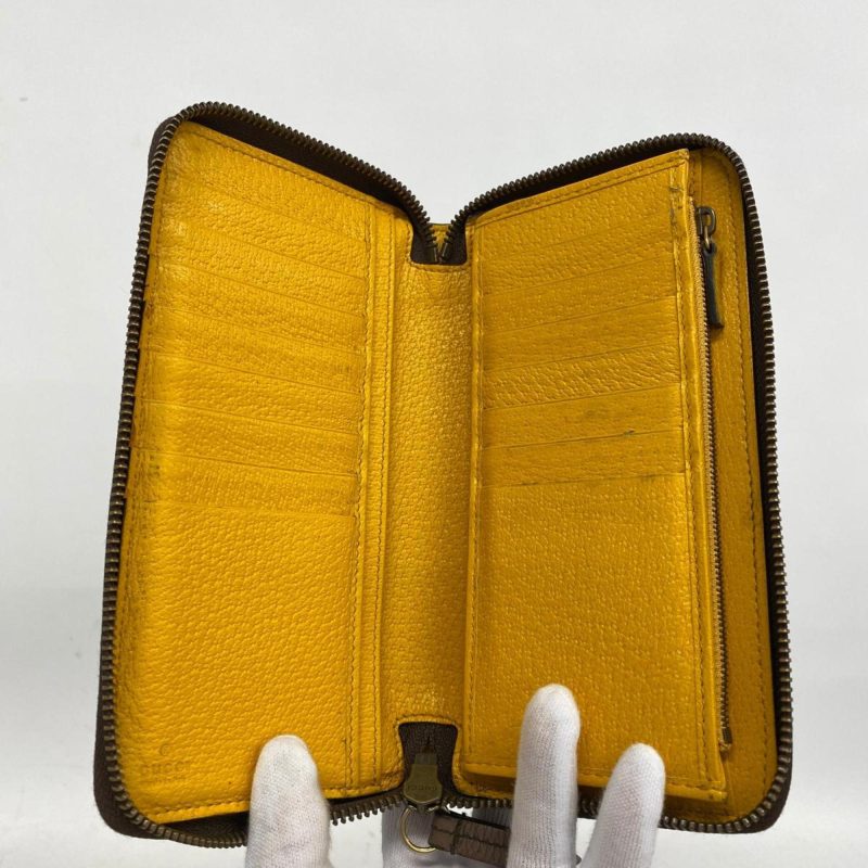 Gucci Gg Supreme  Canvas Wallet  () - Barde - Image 4