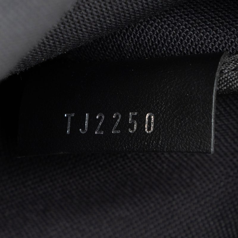 Louis Vuitton Reverse Monogram Eclipse Trio Messenger - Barde - Image 5