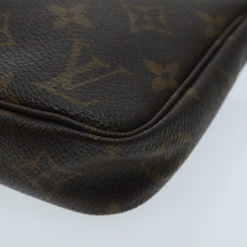 Louis Vuitton Pochette Accessoire  Canvas Clutch Bag - Barde - Image 6