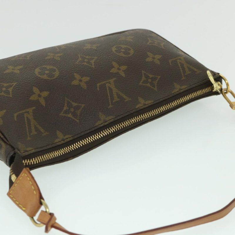 Louis Vuitton Pochette Accessoire  Canvas Clutch Bag - Barde - Image 4