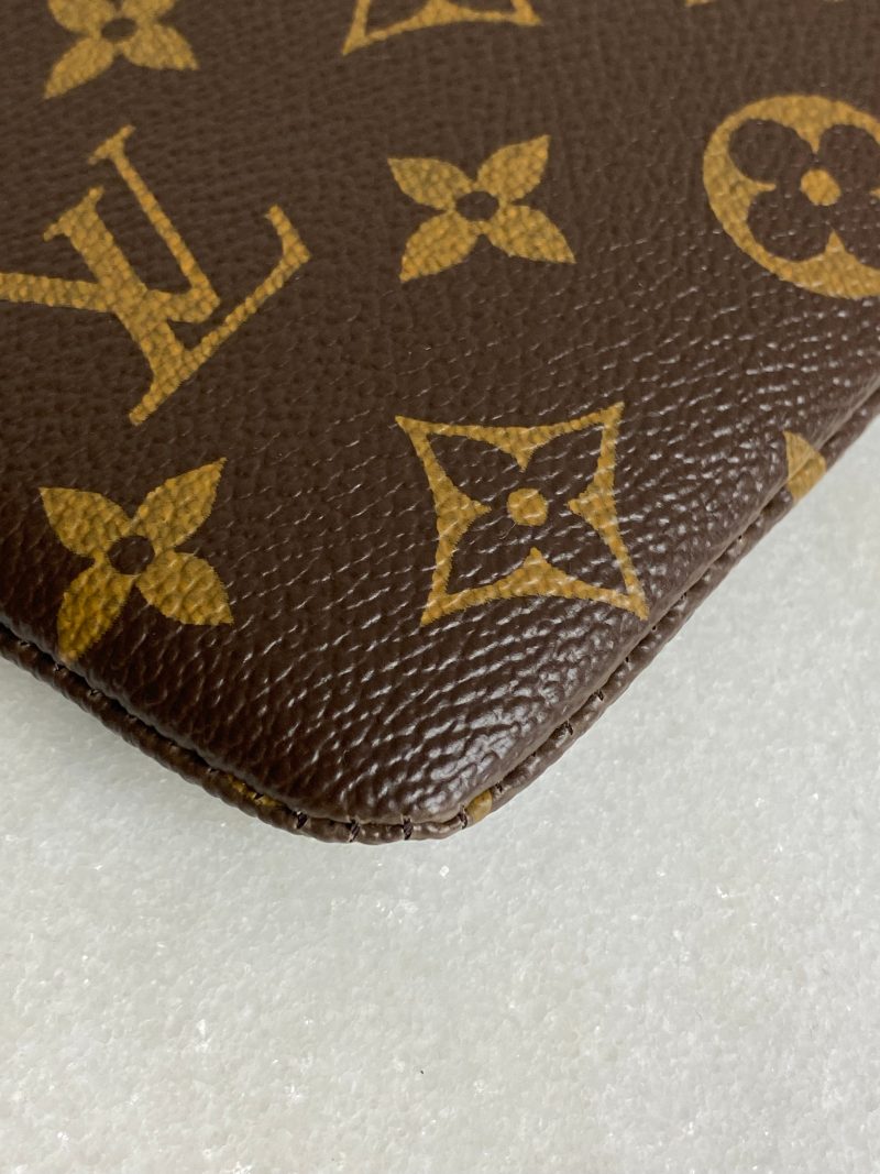 Louis Vuitton Monogram Black Daily Pouch - Barde - Image 4