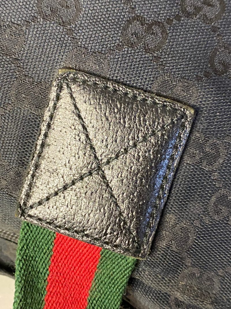 Gucci Black GG Vintage Web Strap Shoulder Bag - Barde - Image 9