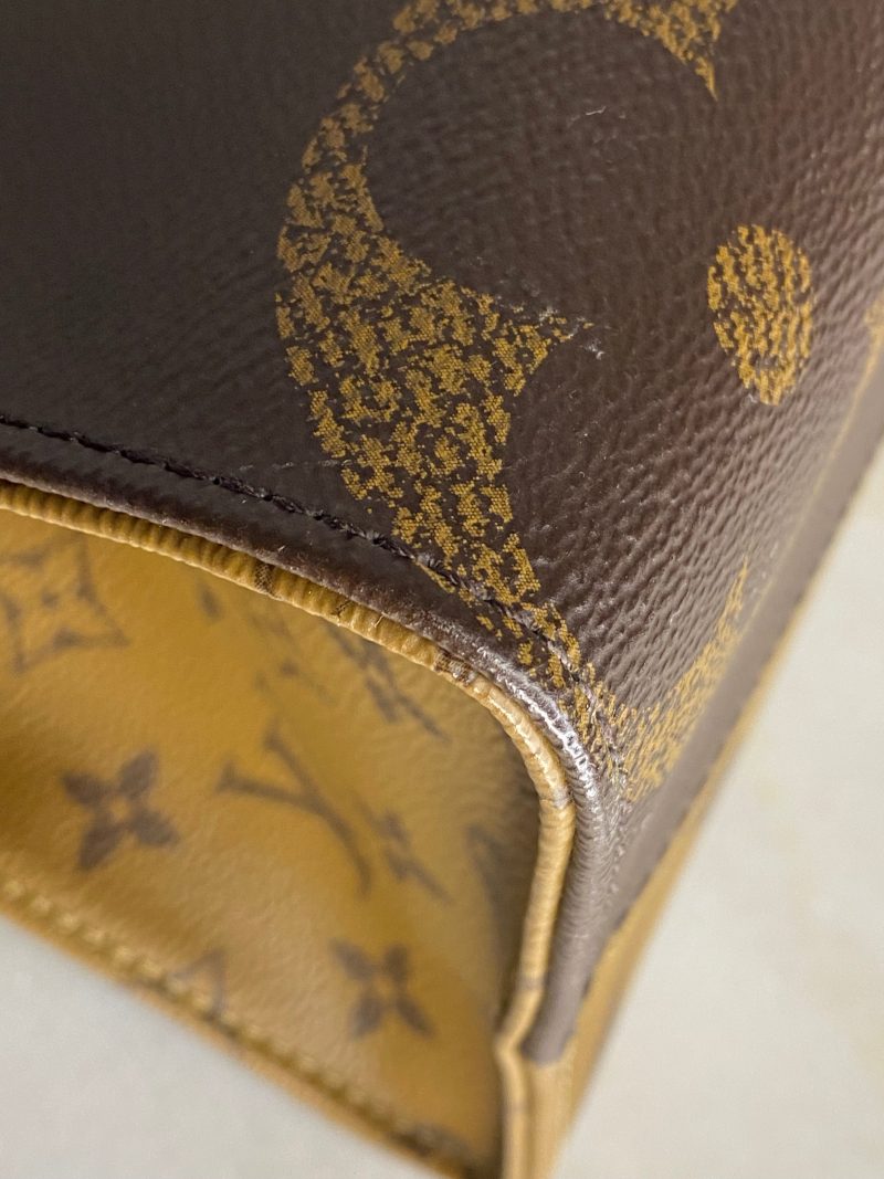 Louis Vuitton Monogram Onthego MM Bag - Barde - Image 5
