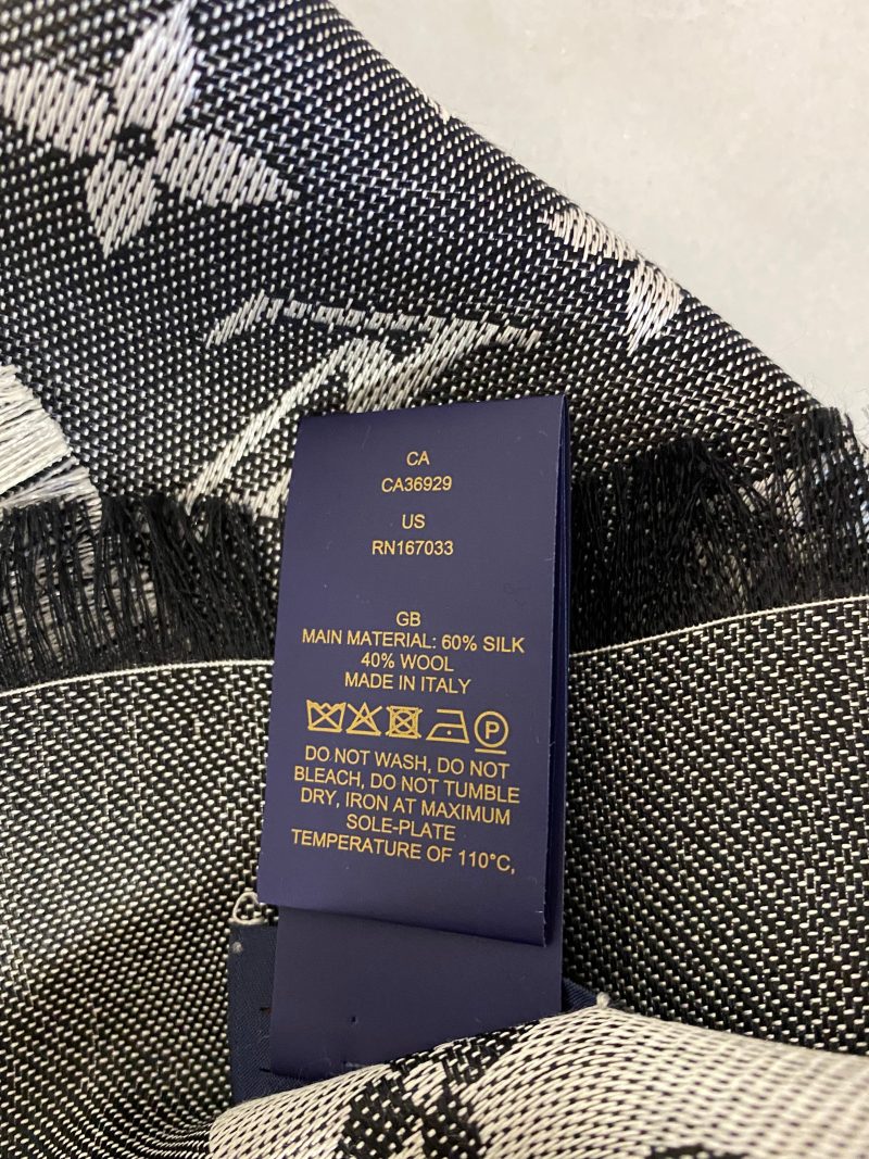 Louis Vuitton Denim Monogram Scarf - Barde - Image 5