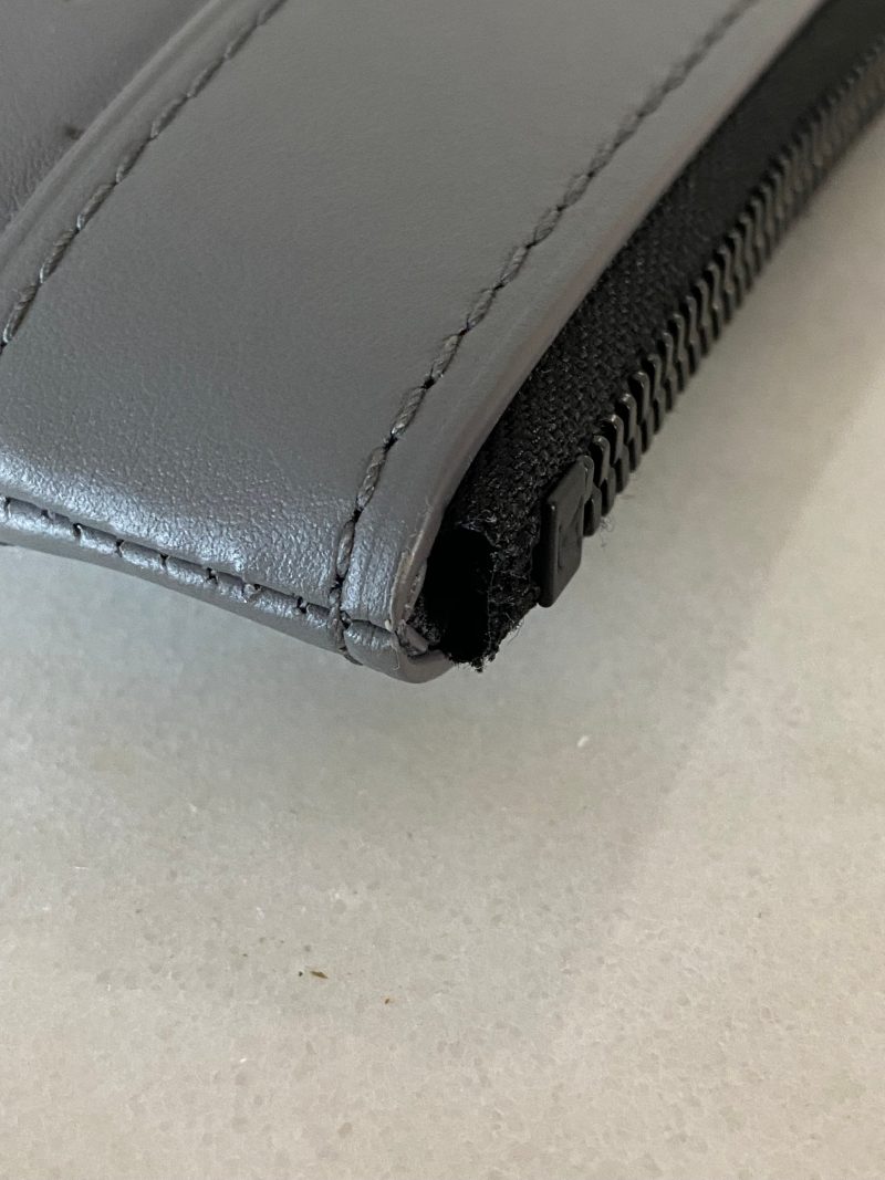 Louis Vuitton Grey Monogram Discovery Pochette - Barde - Image 3