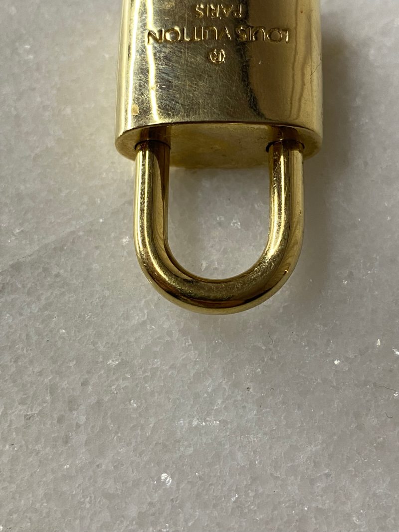 Louis Vuitton Lock and 2 Key - Barde - Image 7