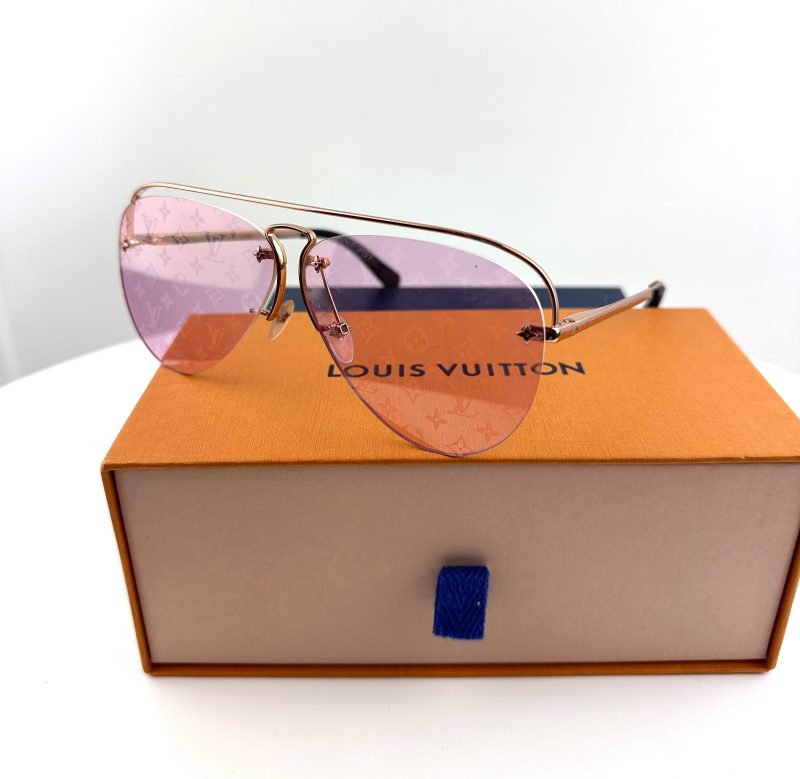 Louis Vuitton Monogram Flower Grease Sunglasses Pink lenses - Barde - Image 4