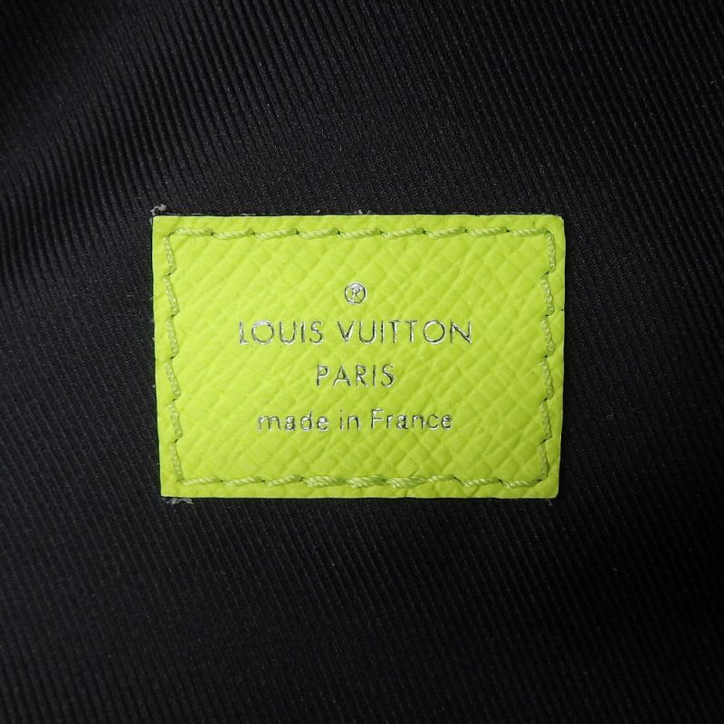 Louis Vuitton Taiga Monogram Duo Sling Bag M30945 - Barde - Image 9