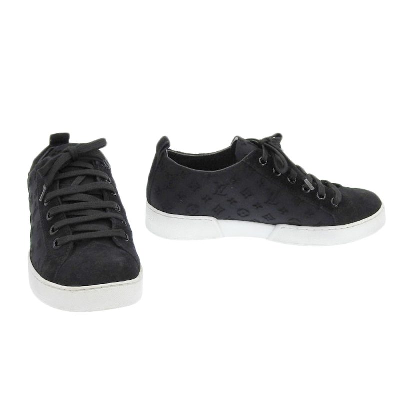 Louis Vuitton Suede Sneakers Black in Great Condition - Barde - Image 2